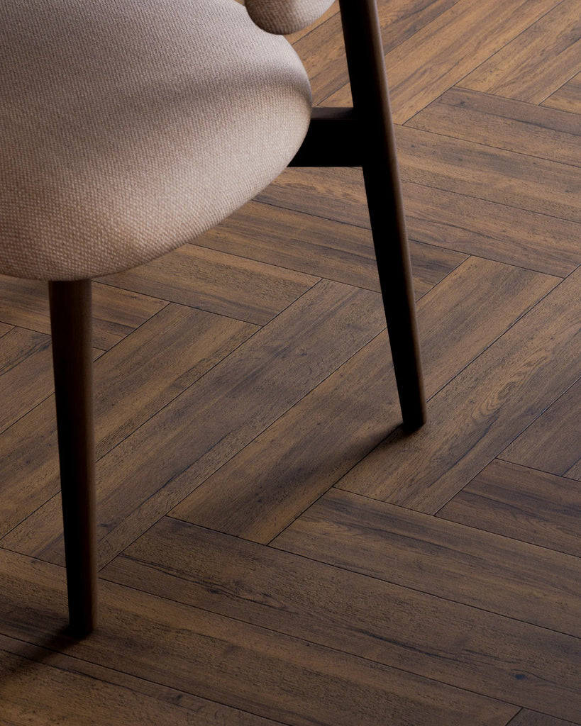 English Chestnut Oak Herringbone Wood Floor PBR Texture - Example Scene Visualization | Superellipse