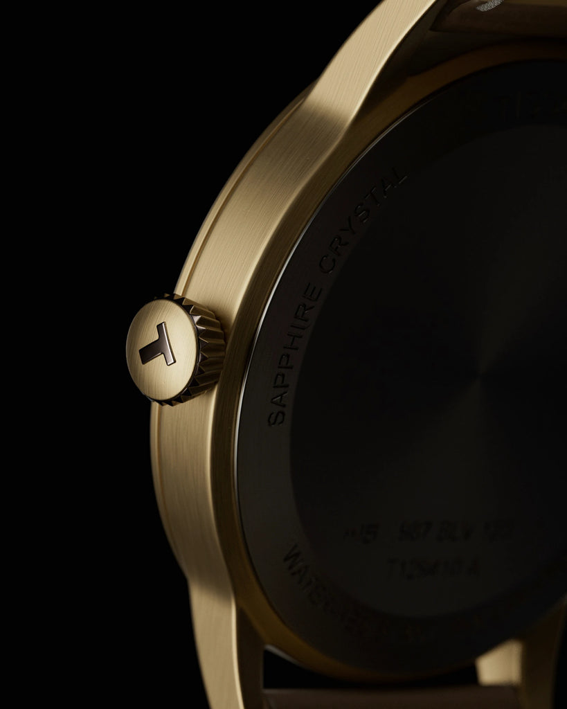 Rough Brushed Gold Metal PBR Texture - Example Scene Visualization | Superellipse