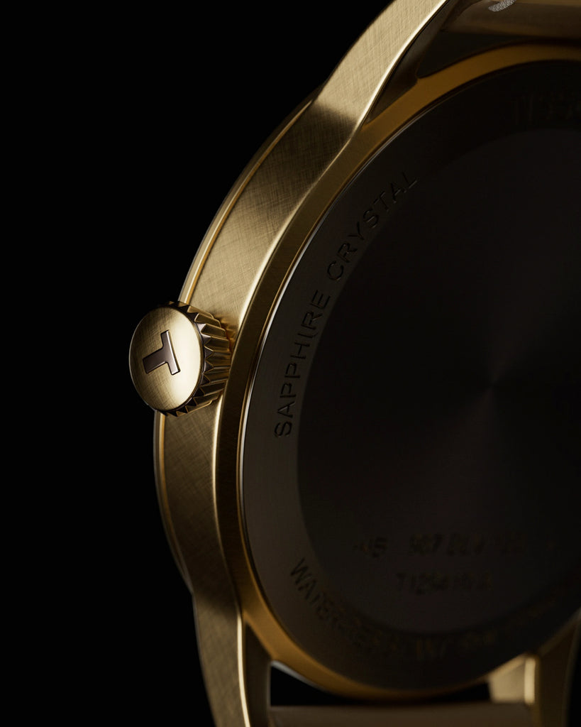Fine Crosshatch Brushed Gold Metal PBR Texture - Example Scene Visualization | Superellipse