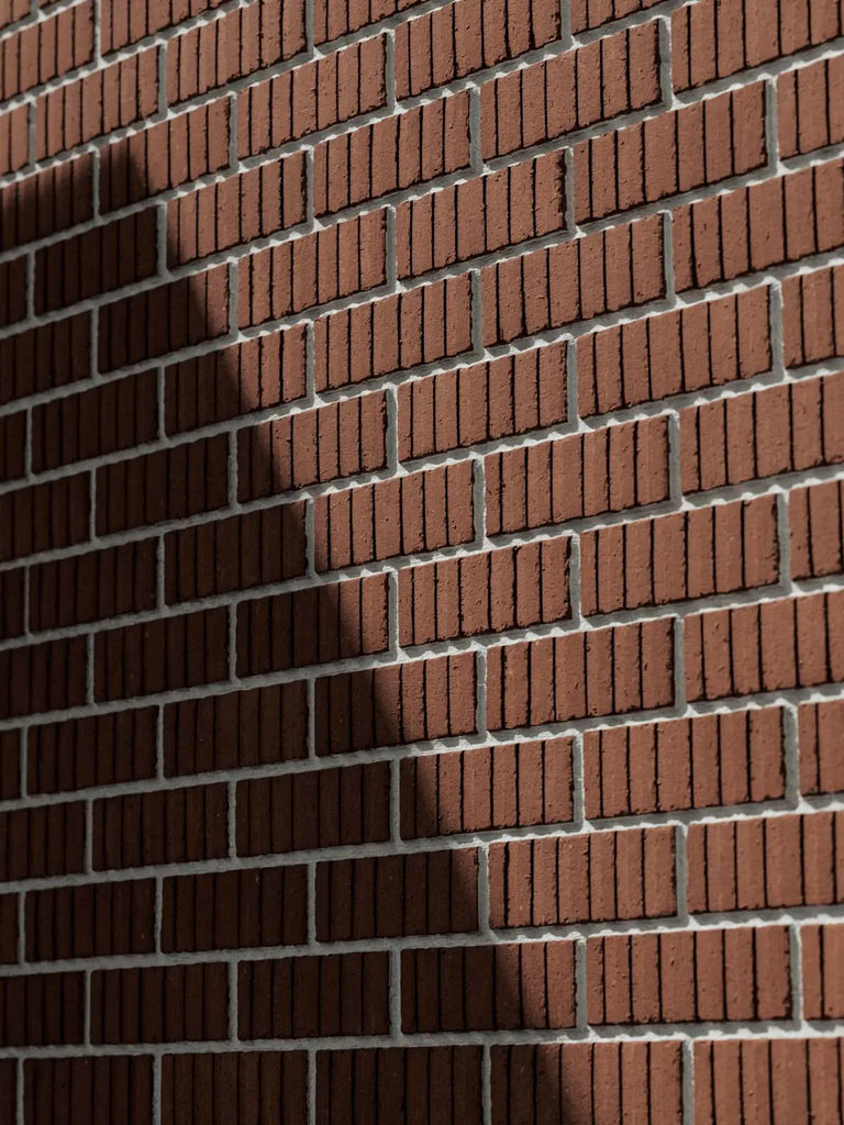 Grooved Red Clay Brick Facade Running Bond PBR Texture - Example Scene Visualization | Superellipse