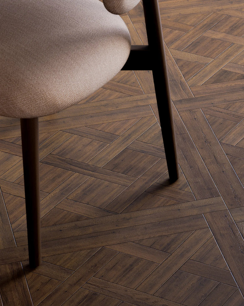 English Chestnut Oak Versailles Parquet Wood Floor PBR Texture - Example Scene Visualization | Superellipse
