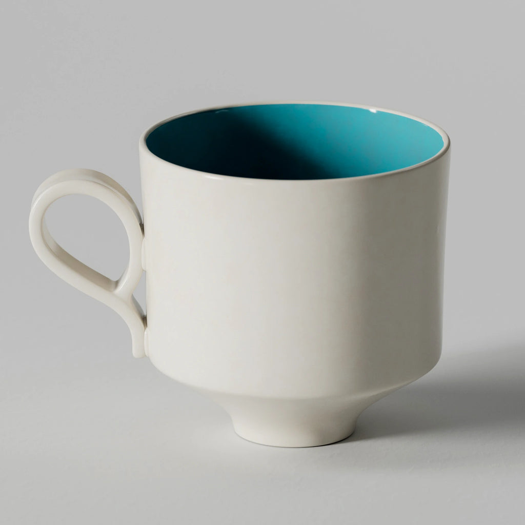 Ivory Enamel Coated Aluminium Metal PBR Texture - Example Scene Visualization | Superellipse