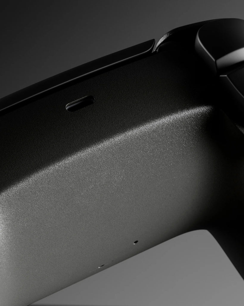 VDI 30 Molded Black Plastic PBR Texture - Example Scene Visualization | Superellipse