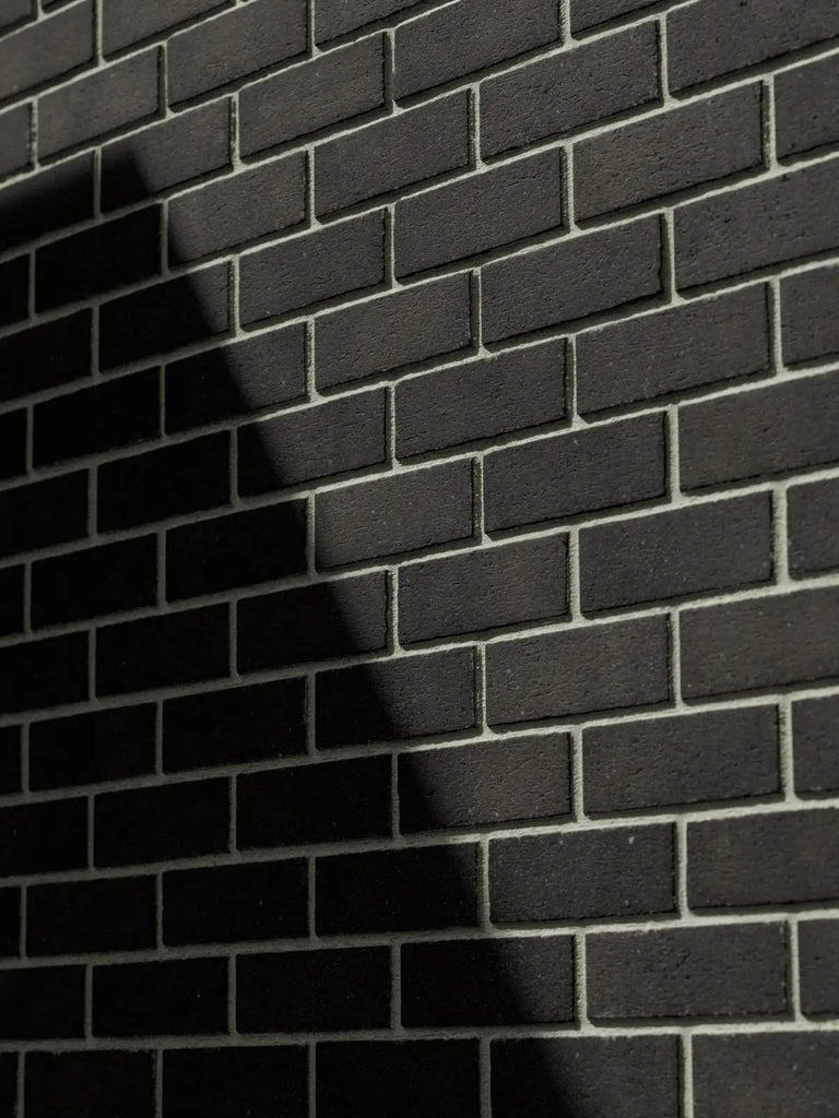 Ironstone Black Running Bond Brick PBR Texture - Example Scene Visualization | Superellipse