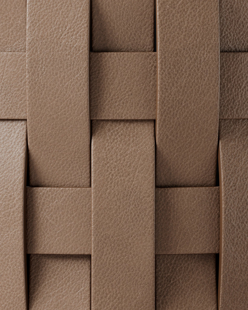 Mocha Pebbled Full Grain Leather PBR Texture - Example Scene Visualization | Superellipse