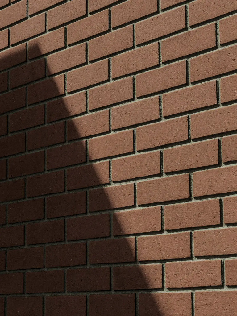 Riverdale Smooth Red Running Bond Brick PBR Texture - Example Scene Visualization | Superellipse