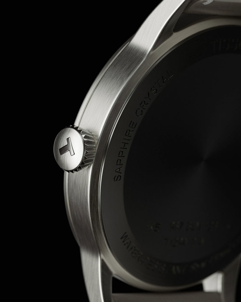 Buffed Linear Brushed Silver Metal PBR Texture - Example Scene Visualization | Superellipse