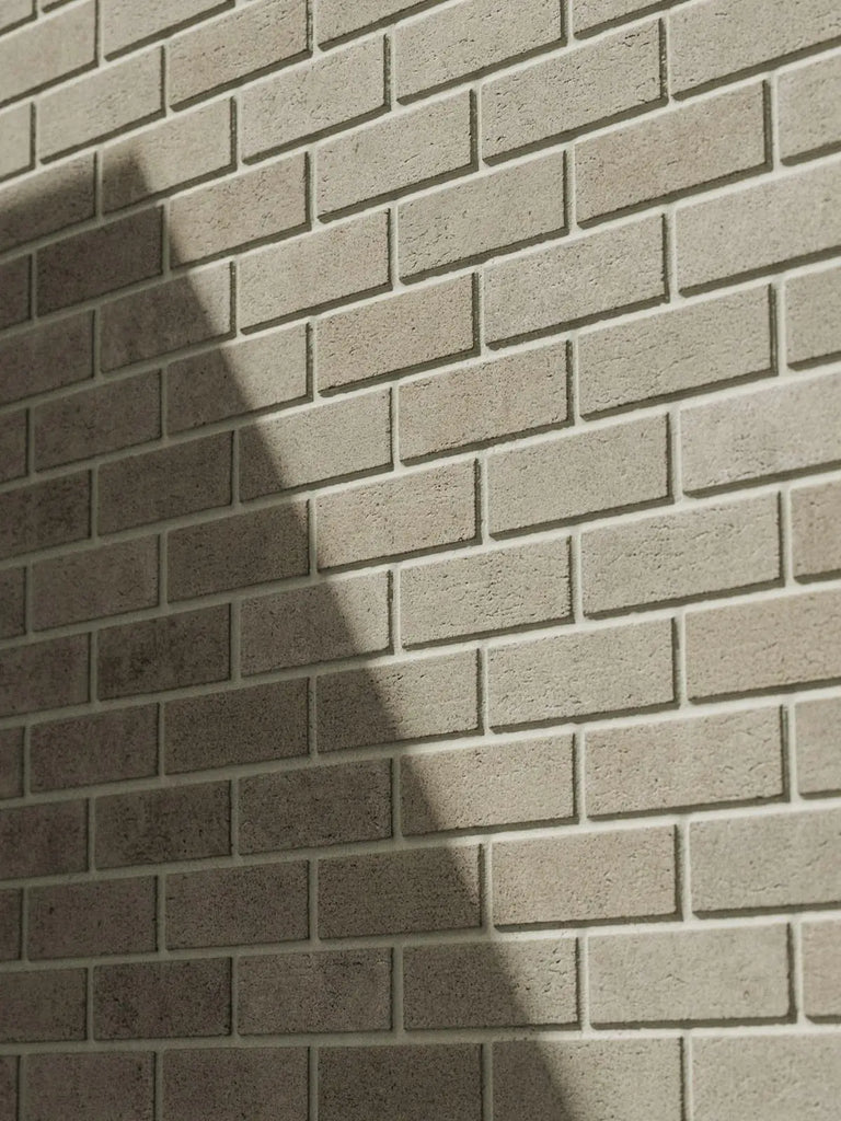 Palebrook Smooth Running Bond Architectural Brick PBR Texture - Example Scene Visualization | Superellipse