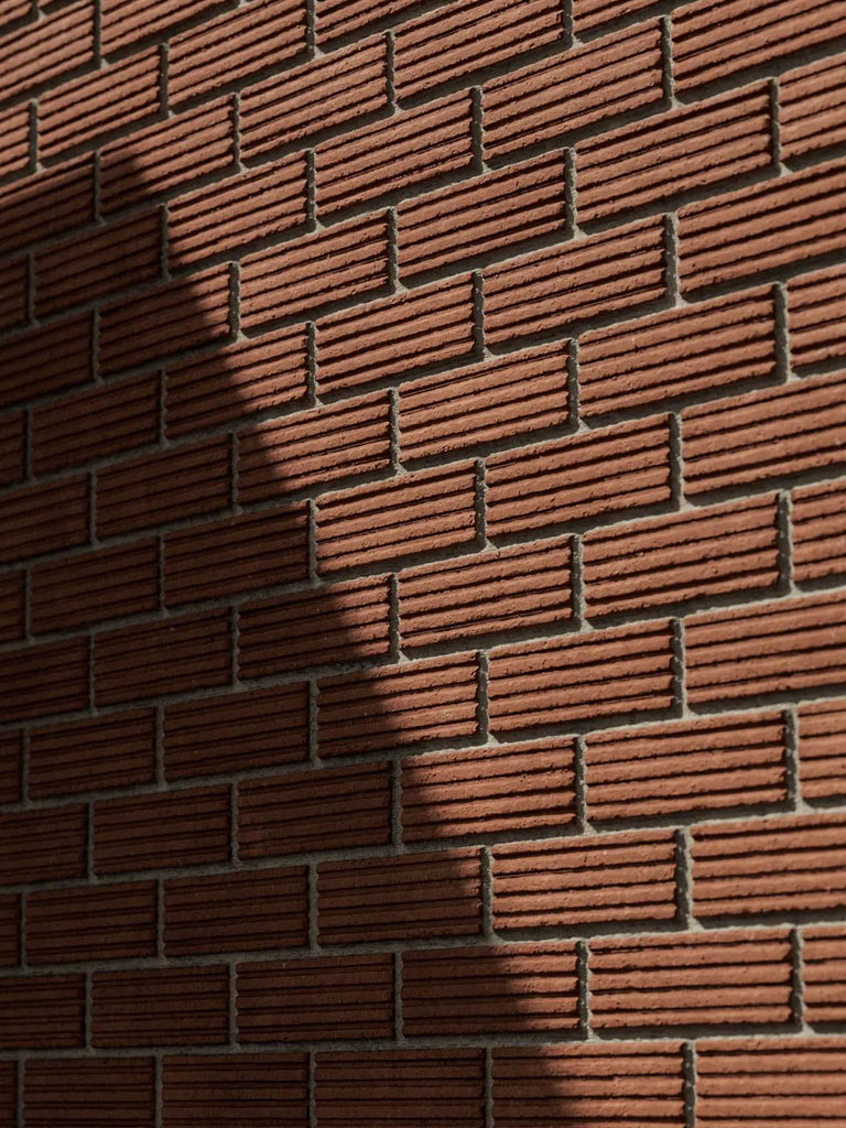Long Grooved Red Clay Brick Running Bond PBR Texture - Example Scene Visualization | Superellipse