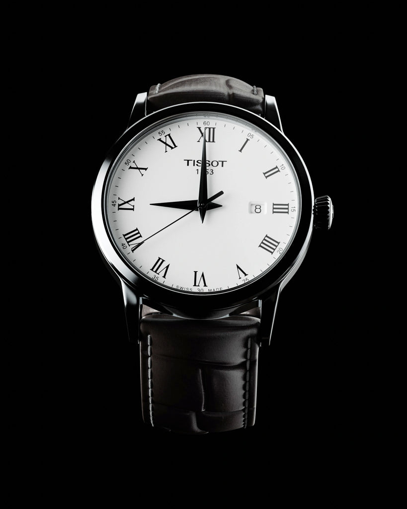 Polished Chrome Metal PBR Texture - Example Scene Visualization | Superellipse