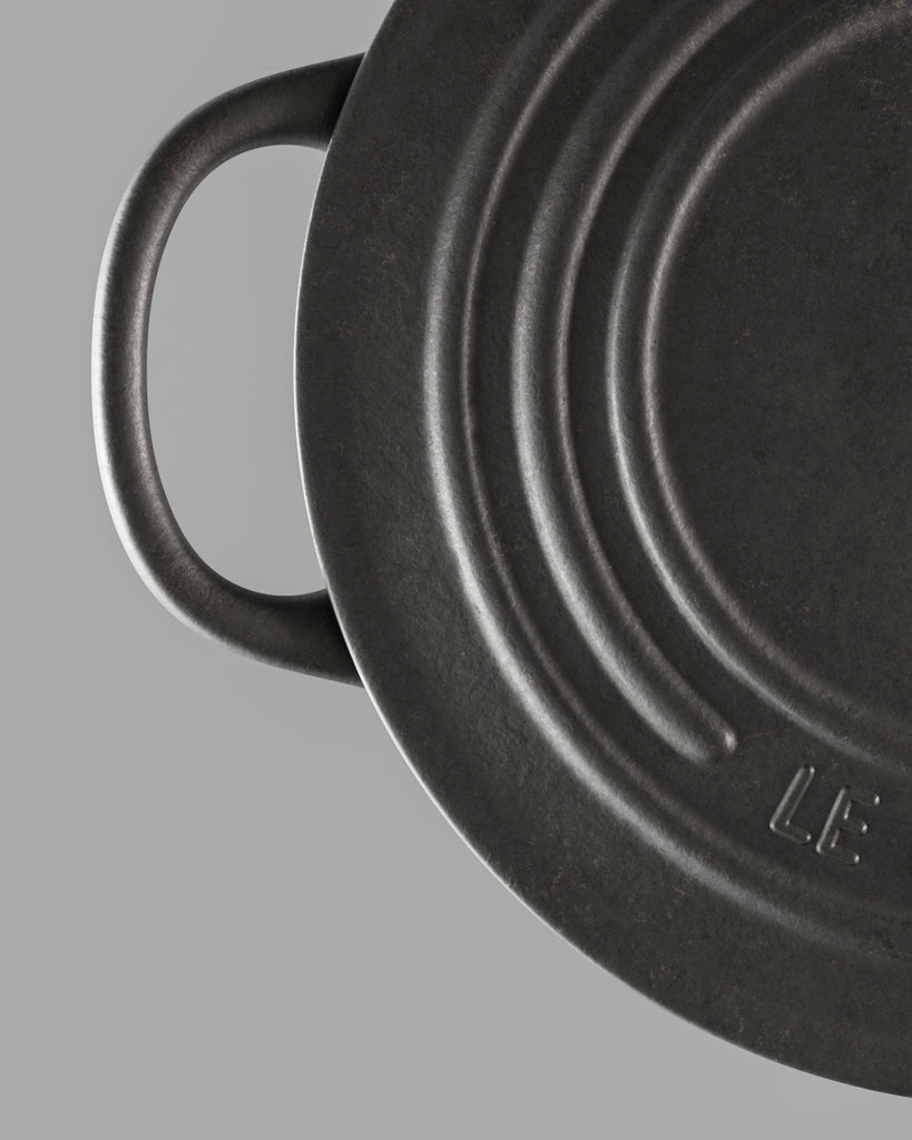 Rustic Industrial Cast Iron Metal PBR Texture - Example Scene Visualization | Superellipse