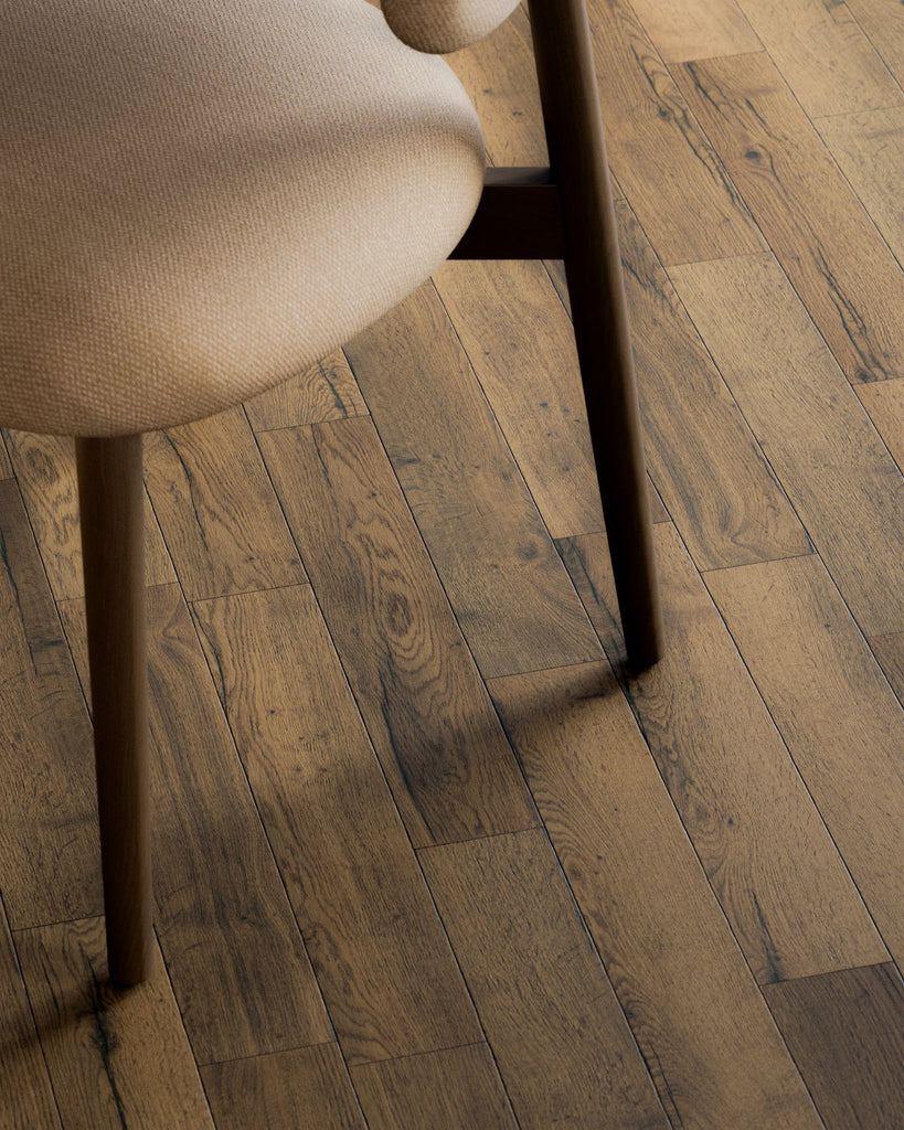 Rustic Oak Wood Staggered Floor PBR Texture - Example Scene Visualization | Superellipse